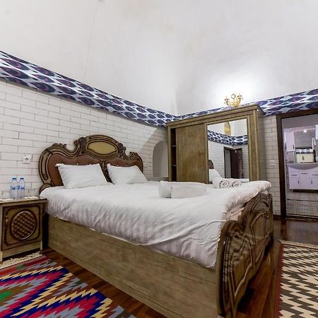Feruzkhan Hotel - Madrassah Mohammed Rakhim Khan 1871 Khiva Buitenkant foto