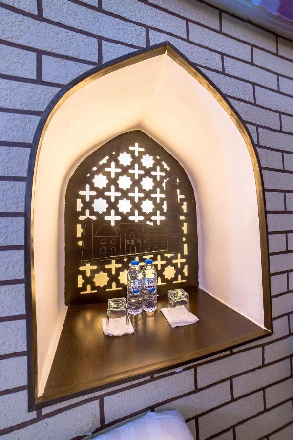Feruzkhan Hotel - Madrassah Mohammed Rakhim Khan 1871 Khiva Buitenkant foto