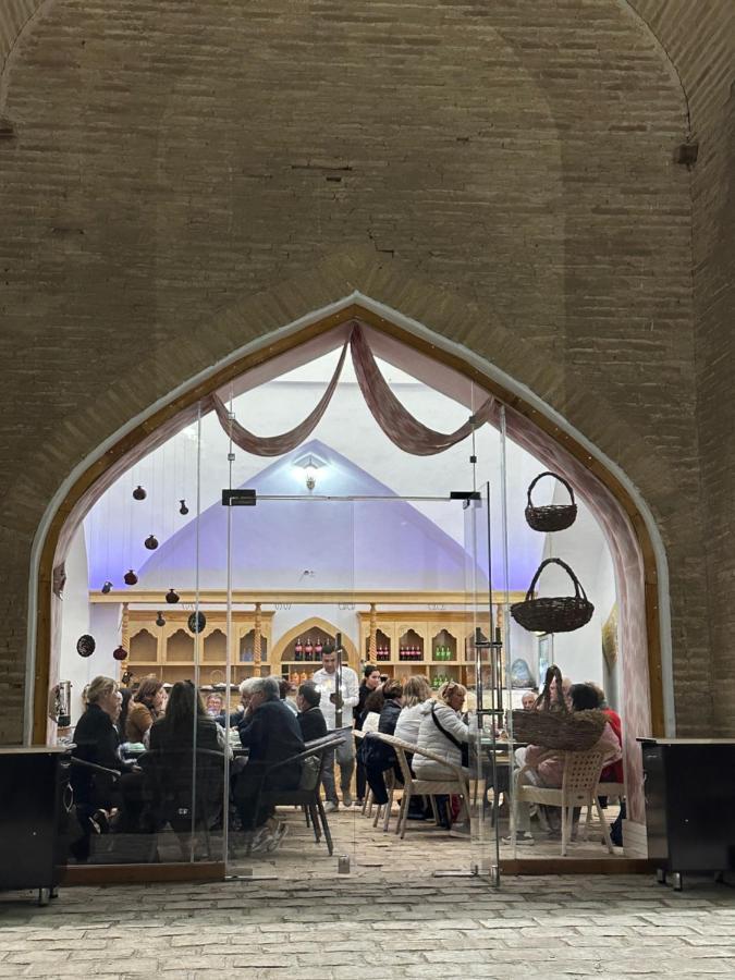 Feruzkhan Hotel - Madrassah Mohammed Rakhim Khan 1871 Khiva Buitenkant foto